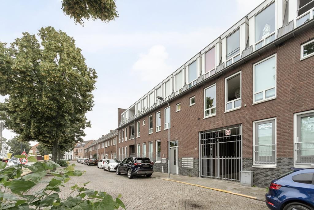 Foto 19 van Oostwal 36-F
