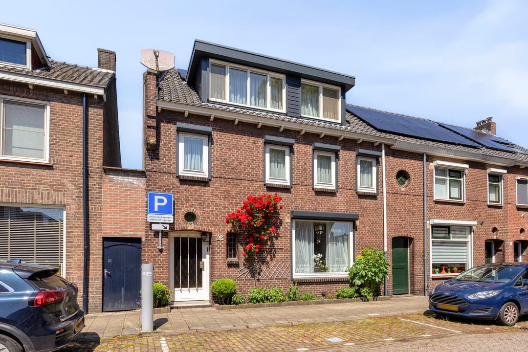 Photo 2 of Bisschop van Zoesstraat 25