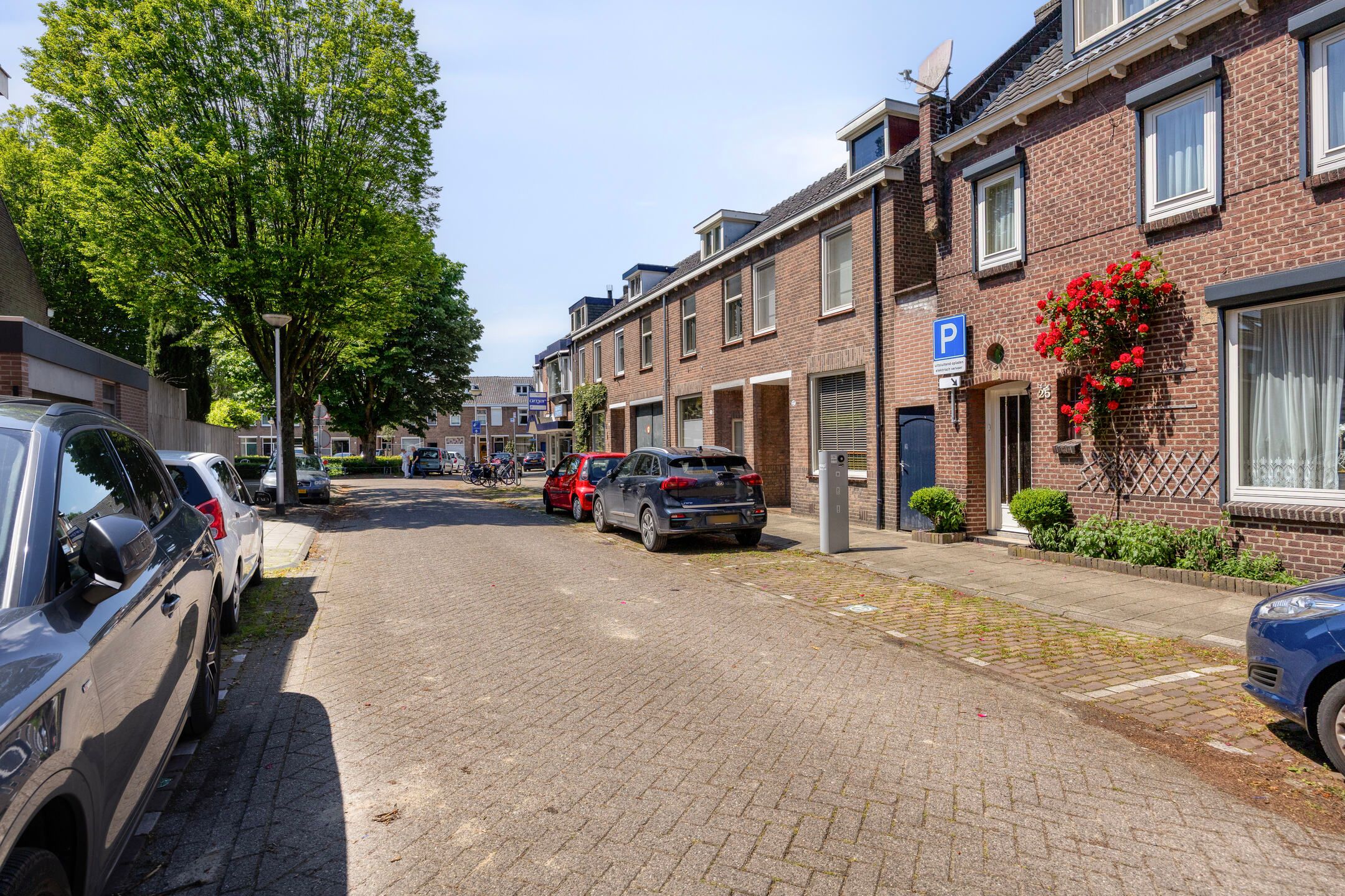 Photo 3 of Bisschop van Zoesstraat 25