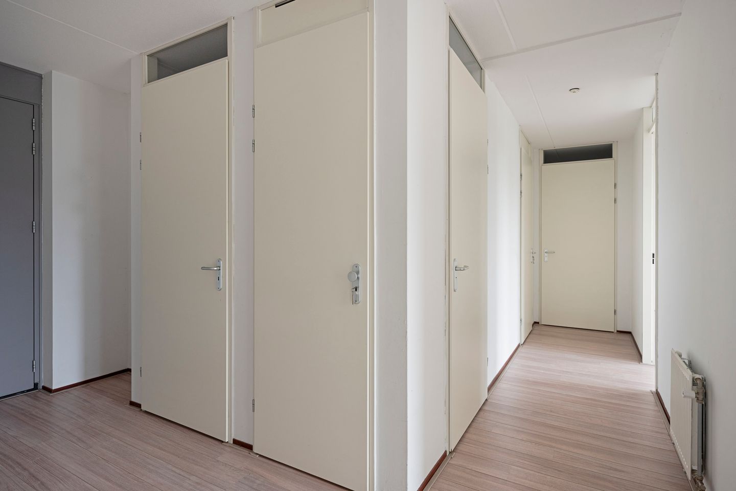 Spacious 2-Bedroom Apartment with Private Parking in Geusselpark Maastricht — 19