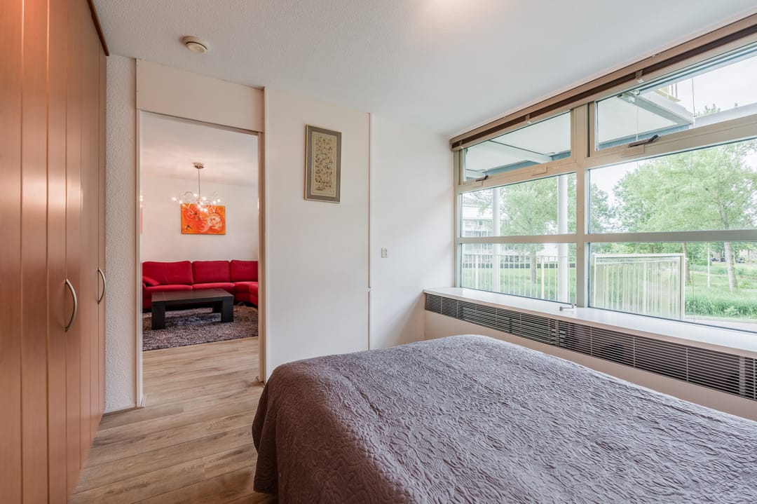 Spacious Energy-Efficient Apartment with Green Views in Amstelveen Westwijk — 13
