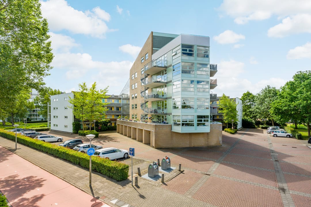 Spacious Energy-Efficient Apartment with Green Views in Amstelveen Westwijk — 23