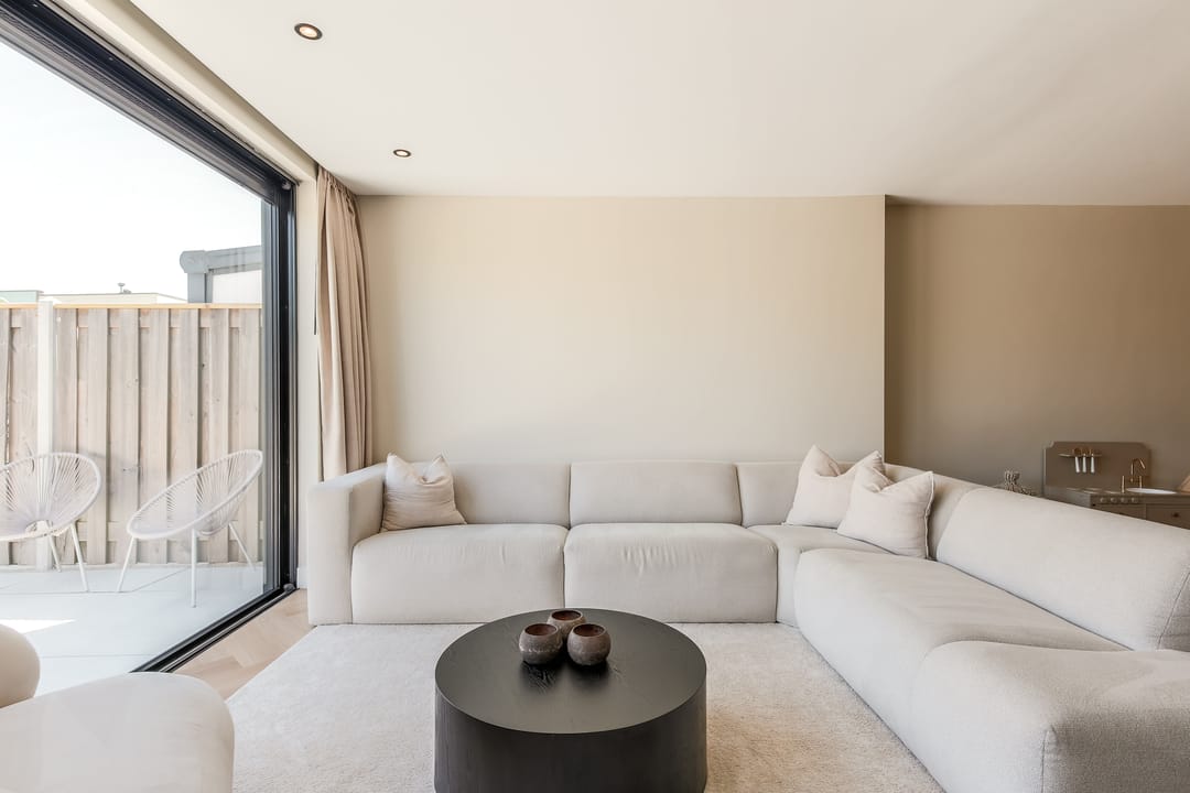 Luxury Extended Family Home with Hotel-Chique Finish in Almere — 7