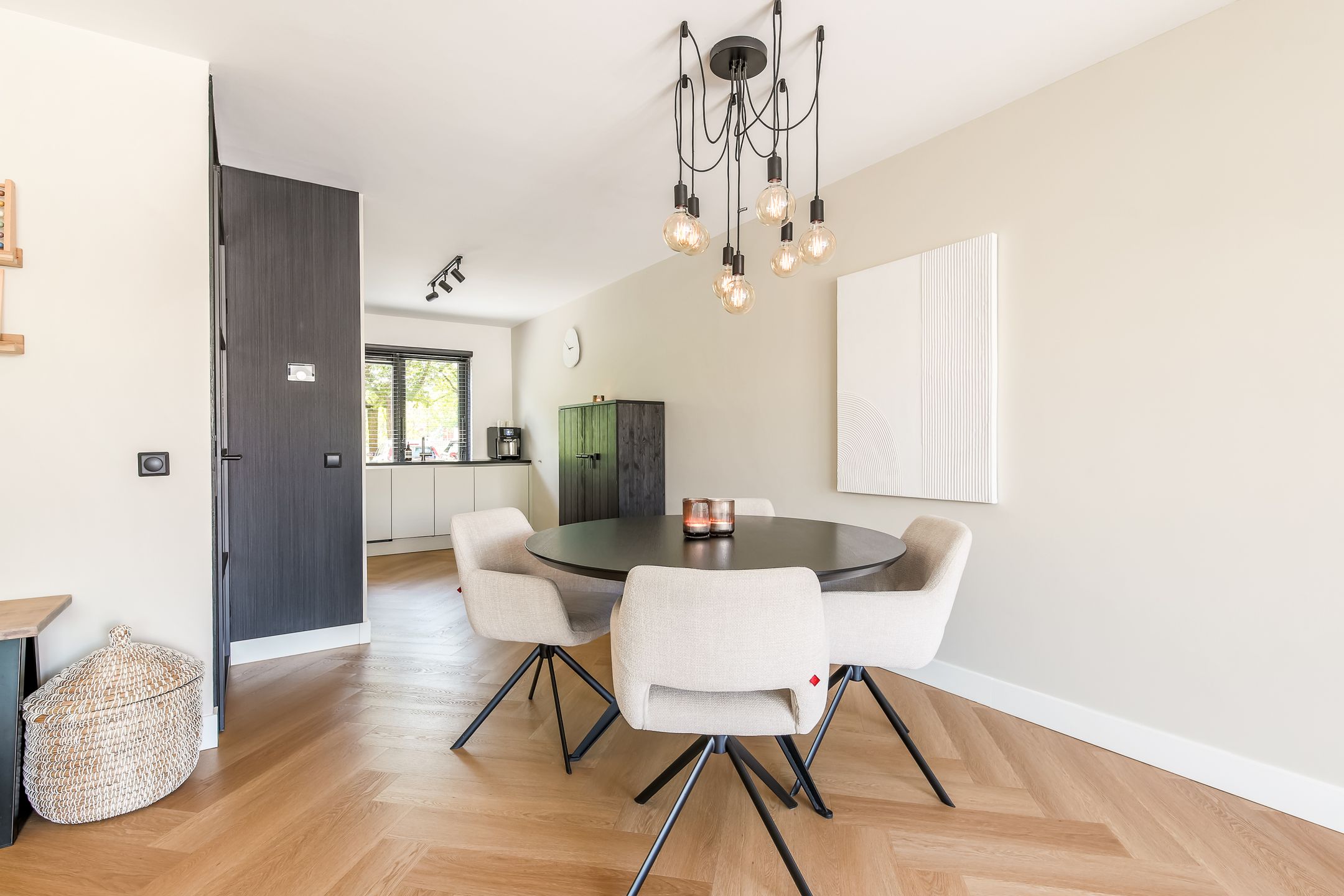 Luxury Extended Family Home with Hotel-Chique Finish in Almere — 12