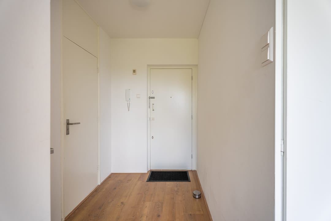 Photo 11 of Bachstraat 42