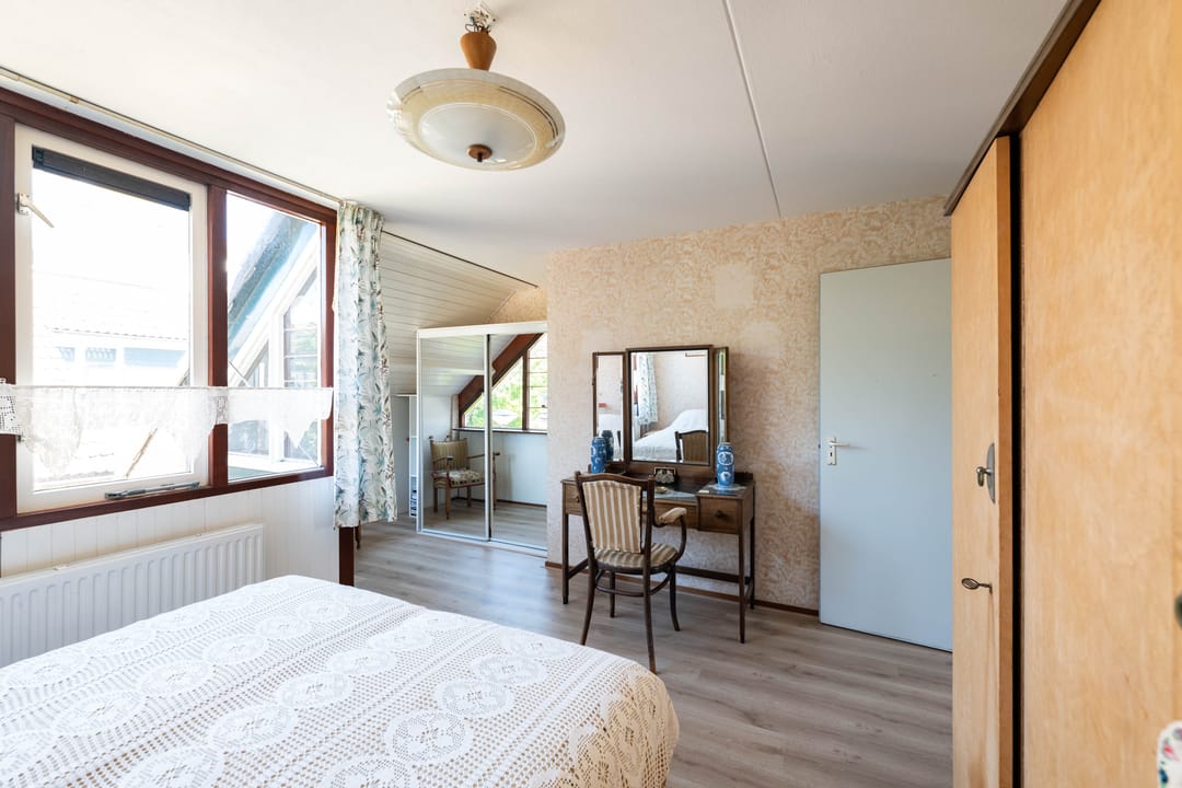 Spacious Corner House with Separate Garage in Sportbuurt — 17
