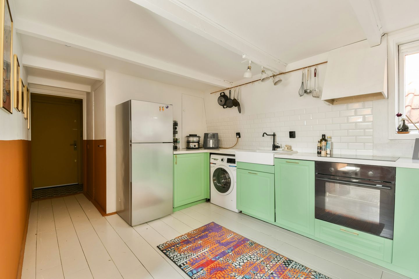 Stylish Canal Apartment in Historic Amsterdam Center — 10
