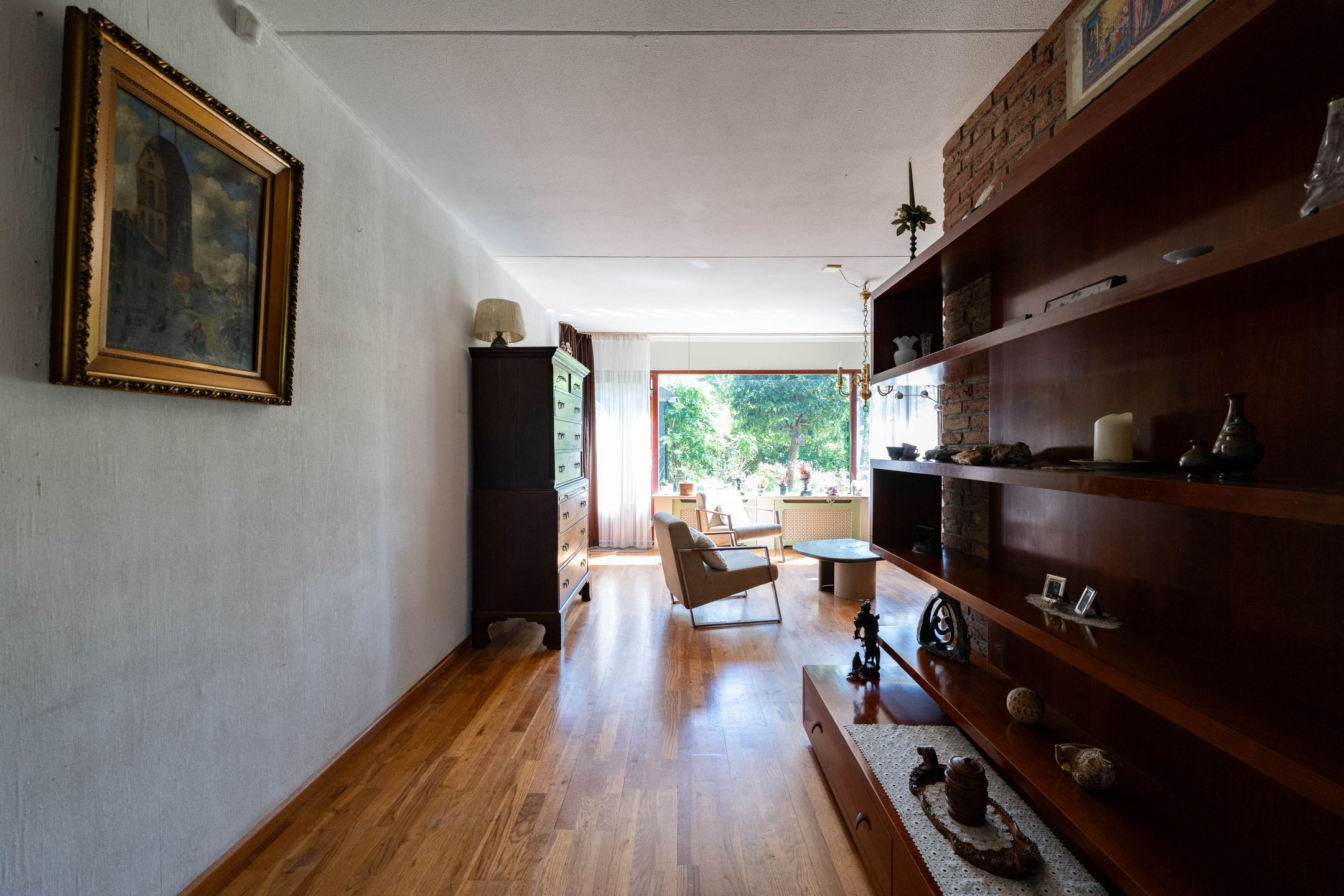 Spacious Corner House with Separate Garage in Sportbuurt — 9