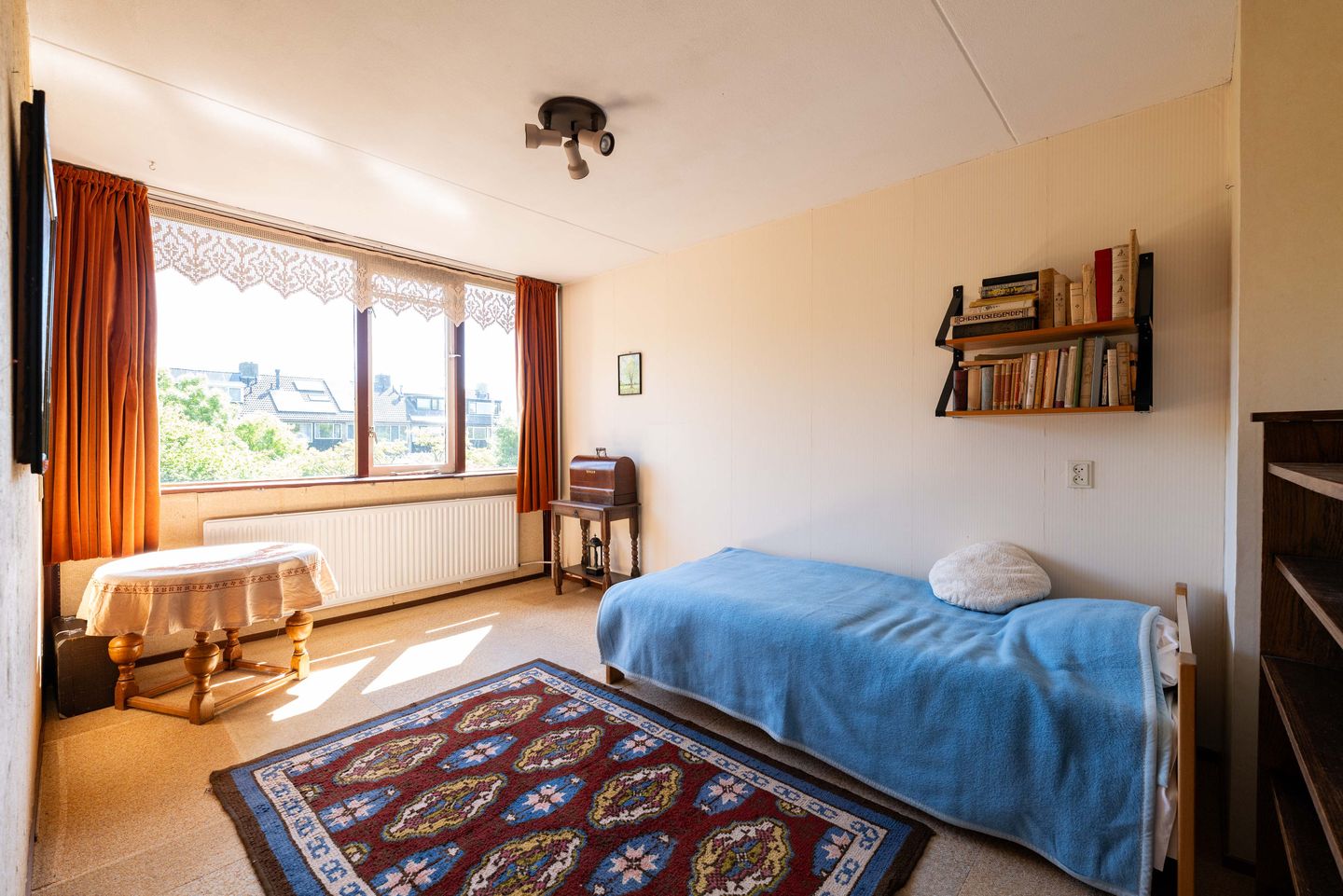 Spacious Corner House with Separate Garage in Sportbuurt — 19