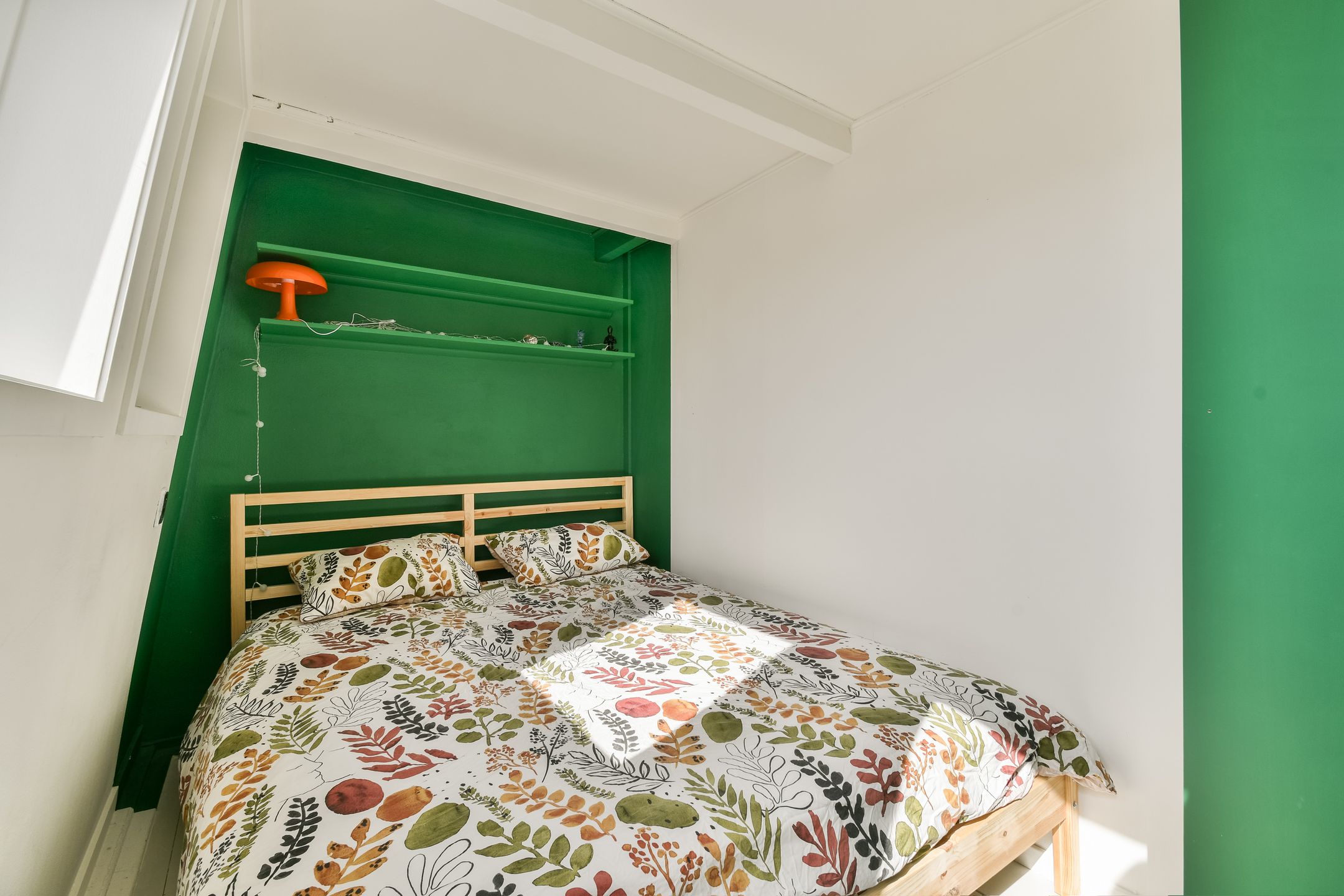 Stylish Canal Apartment in Historic Amsterdam Center — 12