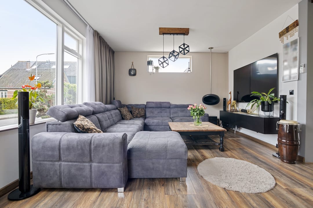 Sustainable Detached Home with Solar Panels and Garage in Avenhorn — 13