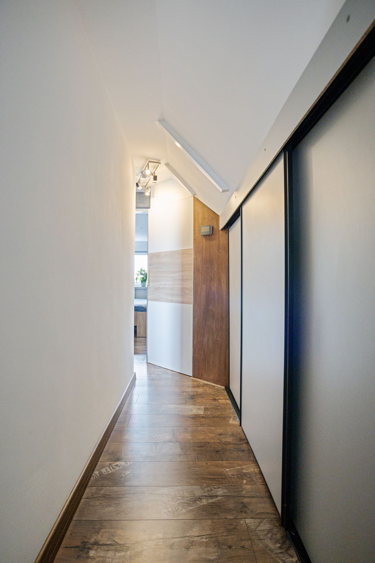 Sustainable Detached Home with Solar Panels and Garage in Avenhorn — 33