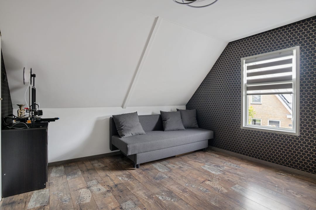 Sustainable Detached Home with Solar Panels and Garage in Avenhorn — 32