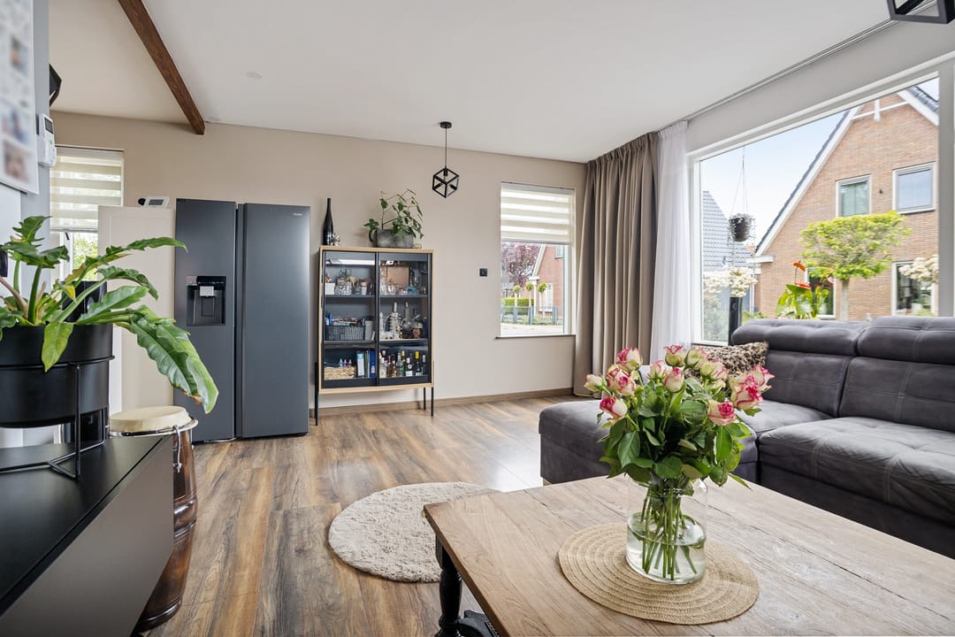 Sustainable Detached Home with Solar Panels and Garage in Avenhorn — 17