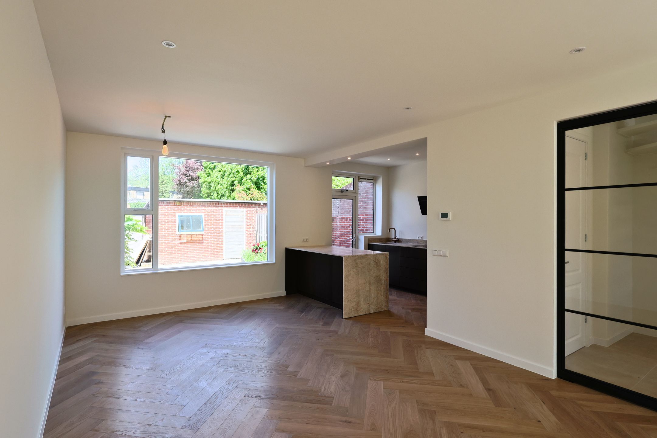 Spacious Modern Family Home Near Naaldwijk Centre — 9