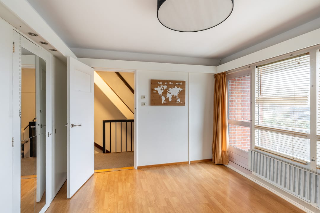 Spacious Modern Family Home Near Naaldwijk Centre — 28