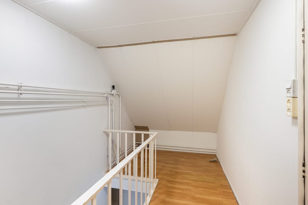 Spacious Modern Family Home Near Naaldwijk Centre — 41