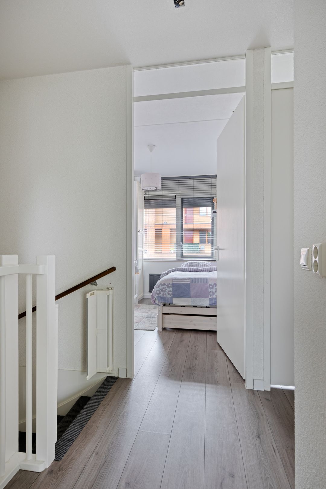 Photo 11 of Schutterstraat 12