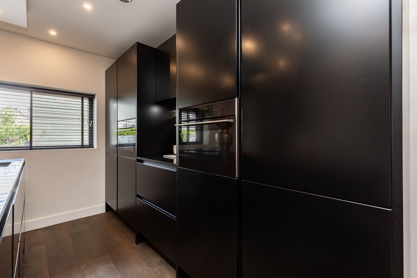 Photo 14 of Niels Bohrstraat 54