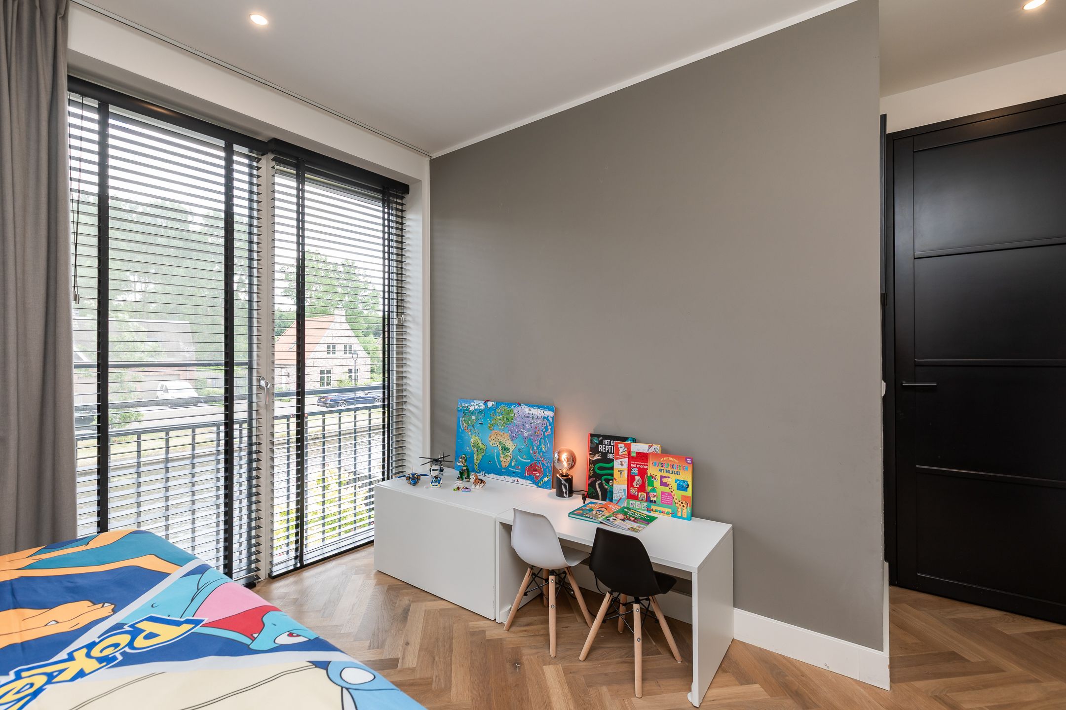 Photo 39 of Niels Bohrstraat 54