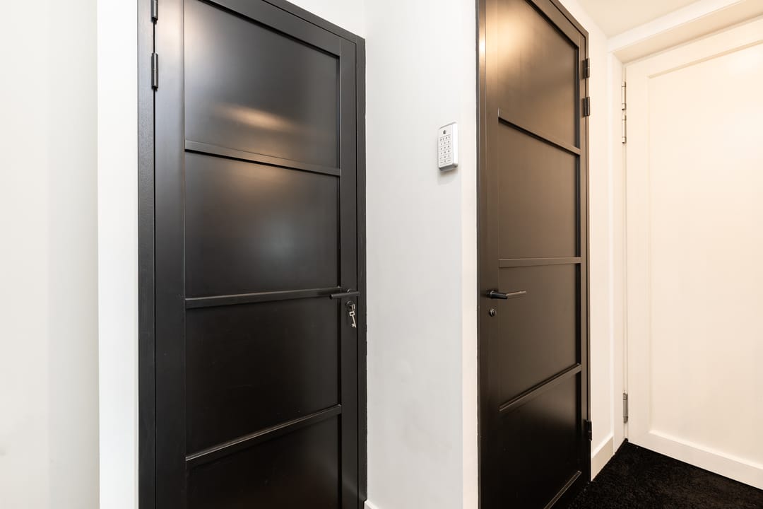 Photo 11 of Niels Bohrstraat 54