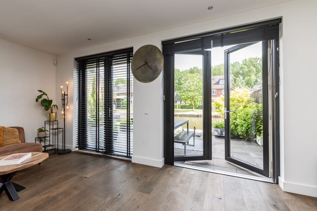 Photo 22 of Niels Bohrstraat 54