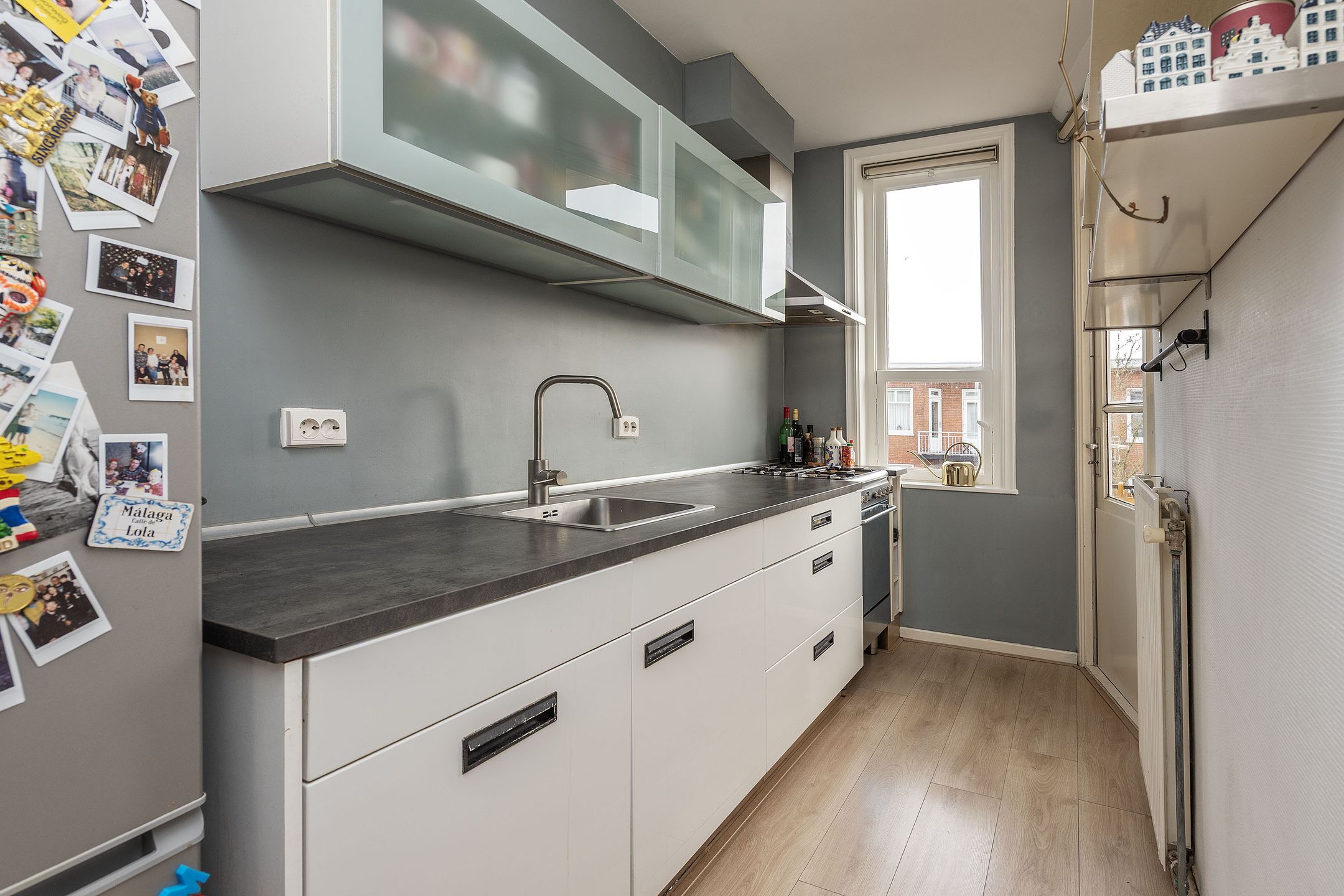Well-Maintained 1940s Apartment with Two Balconies in Bos en Lommer — 9