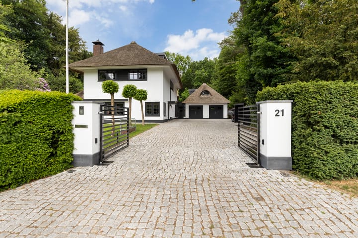 Photo 2 of Noolseweg 21