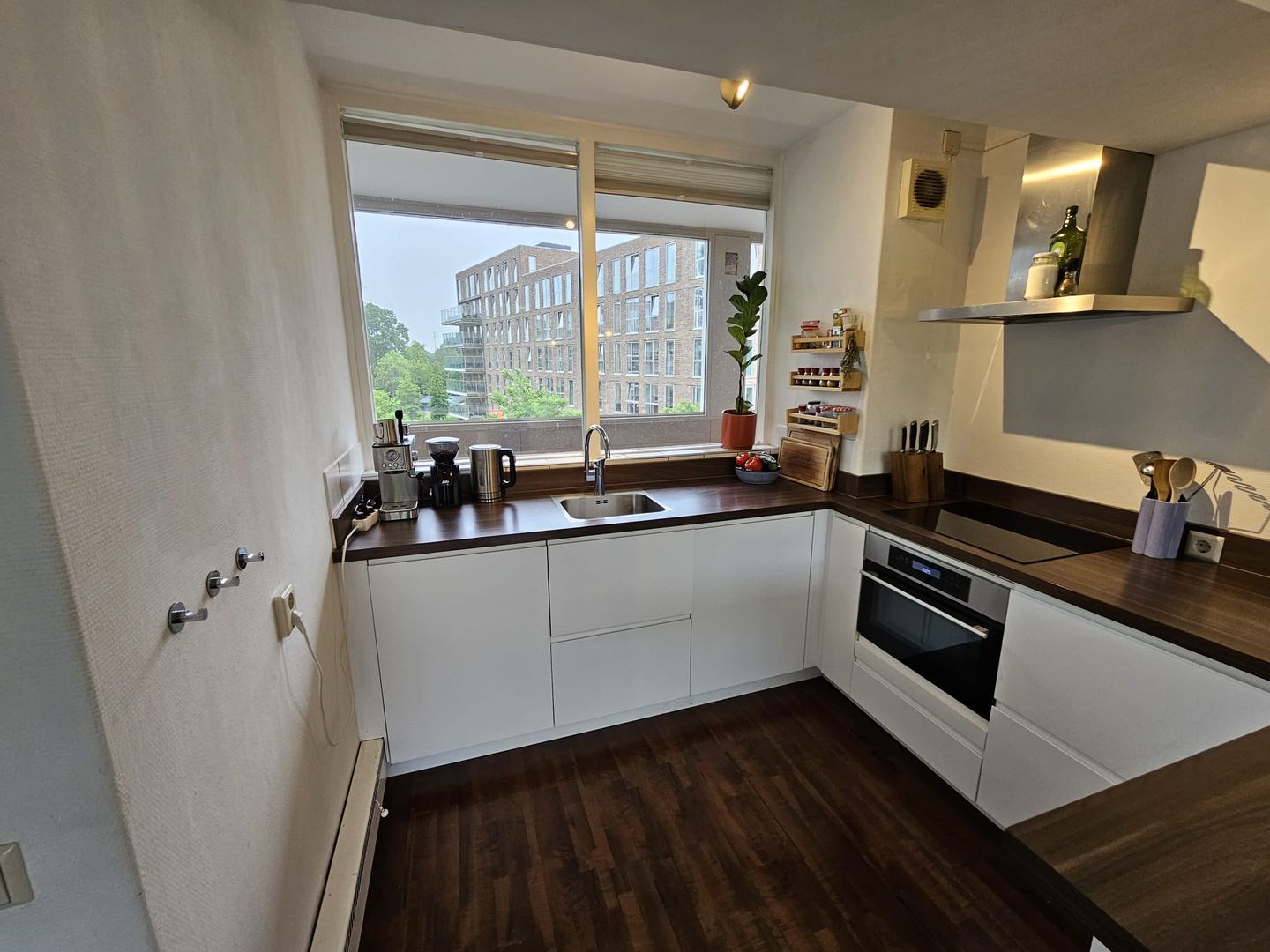 Bright 2-Room Apartment with South-Facing Balcony in Tuindorp-Oost — 20