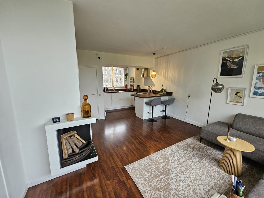 Bright 2-Room Apartment with South-Facing Balcony in Tuindorp-Oost — 13
