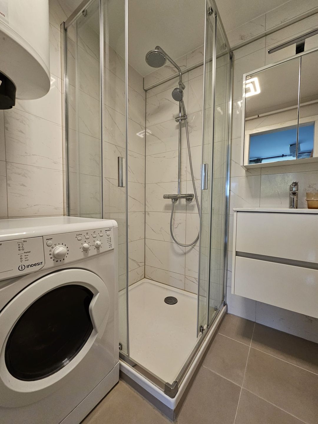Bright 2-Room Apartment with South-Facing Balcony in Tuindorp-Oost — 28
