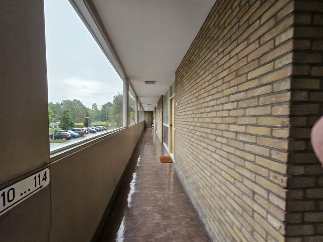 Bright 2-Room Apartment with South-Facing Balcony in Tuindorp-Oost — 31