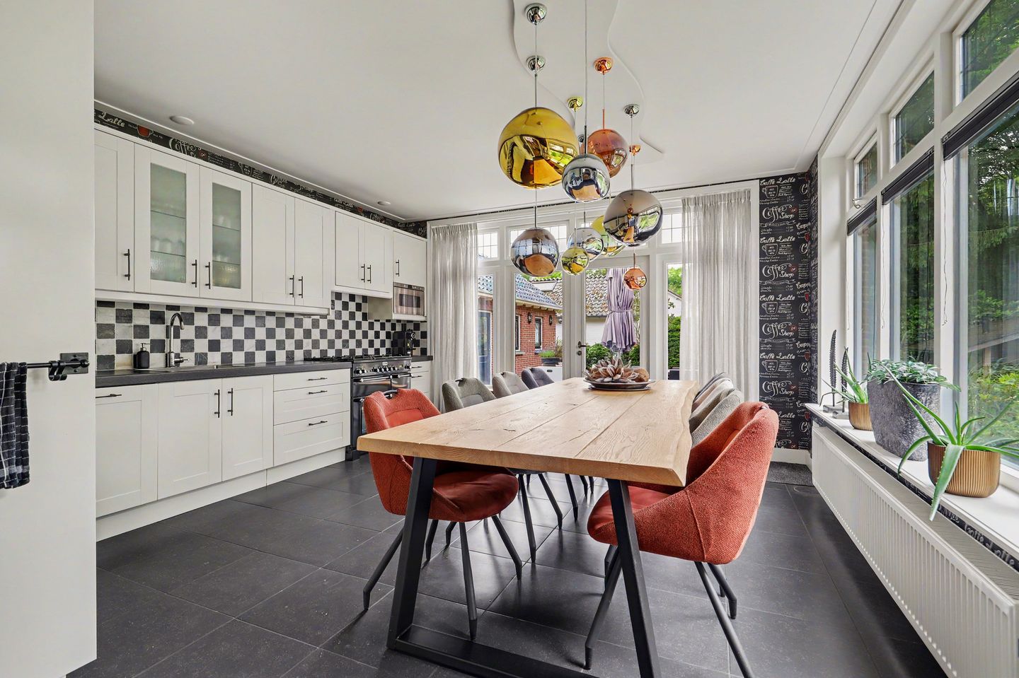 Luxuriously Finished Detached Villa with A++ Energy Label in Green Leersum Setting — 10