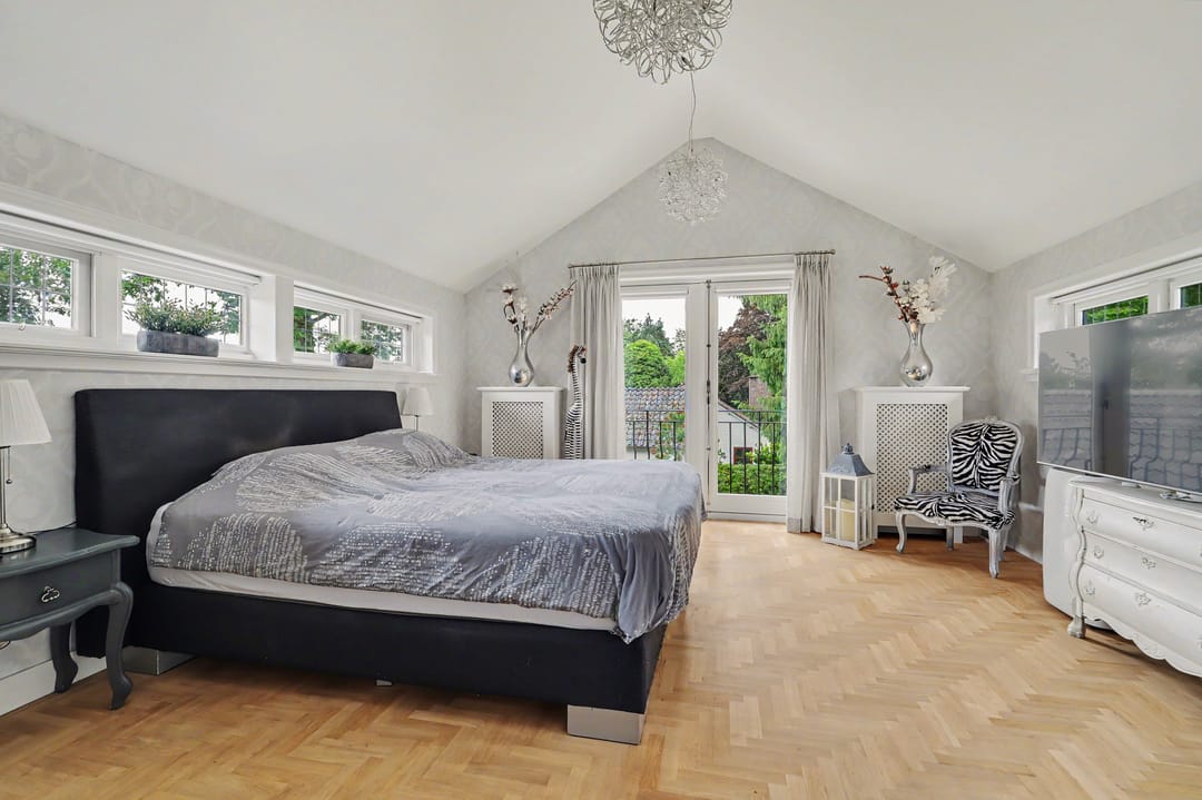 Luxuriously Finished Detached Villa with A++ Energy Label in Green Leersum Setting — 16