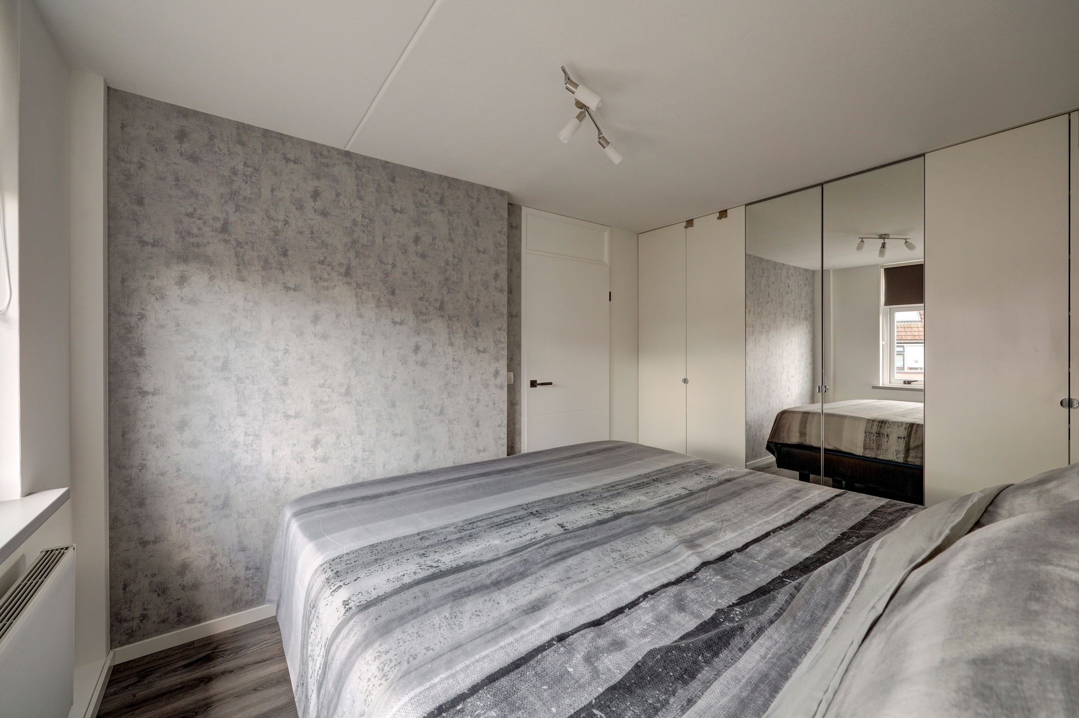 Modern renovated terraced house with energy label A and private garden — 21