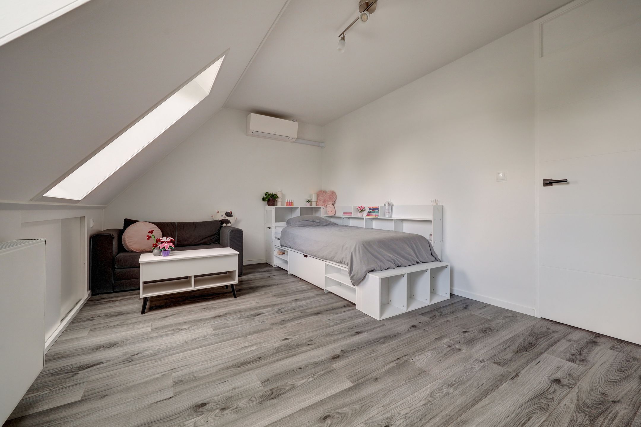 Modern renovated terraced house with energy label A and private garden — 27