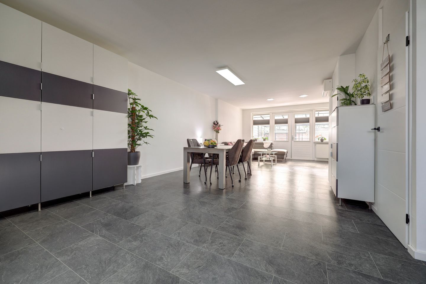 Modern renovated terraced house with energy label A and private garden — 14