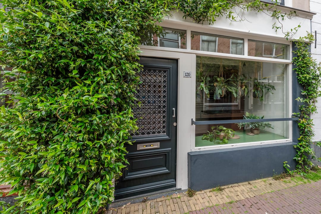 Historic 18th Century Monument Townhouse with Sunny Rooftop Terrace in Haarlem Center — 8
