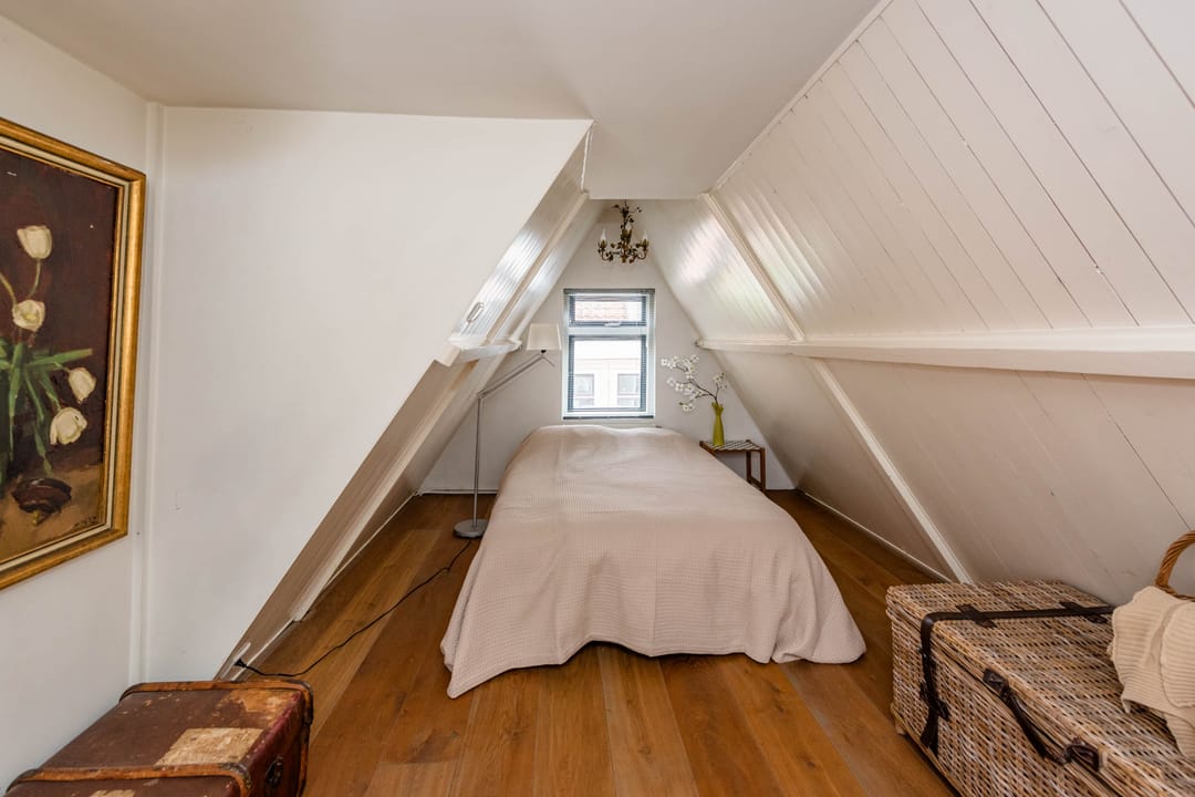 Historic 18th Century Monument Townhouse with Sunny Rooftop Terrace in Haarlem Center — 37