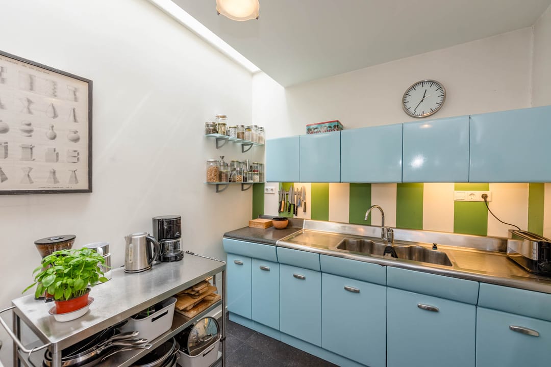Historic 18th Century Monument Townhouse with Sunny Rooftop Terrace in Haarlem Center — 26