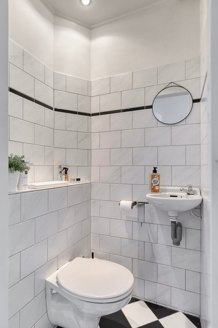 Tussenwoning te koop: Jan Maurits van Nassaustraat 9, Tilburg