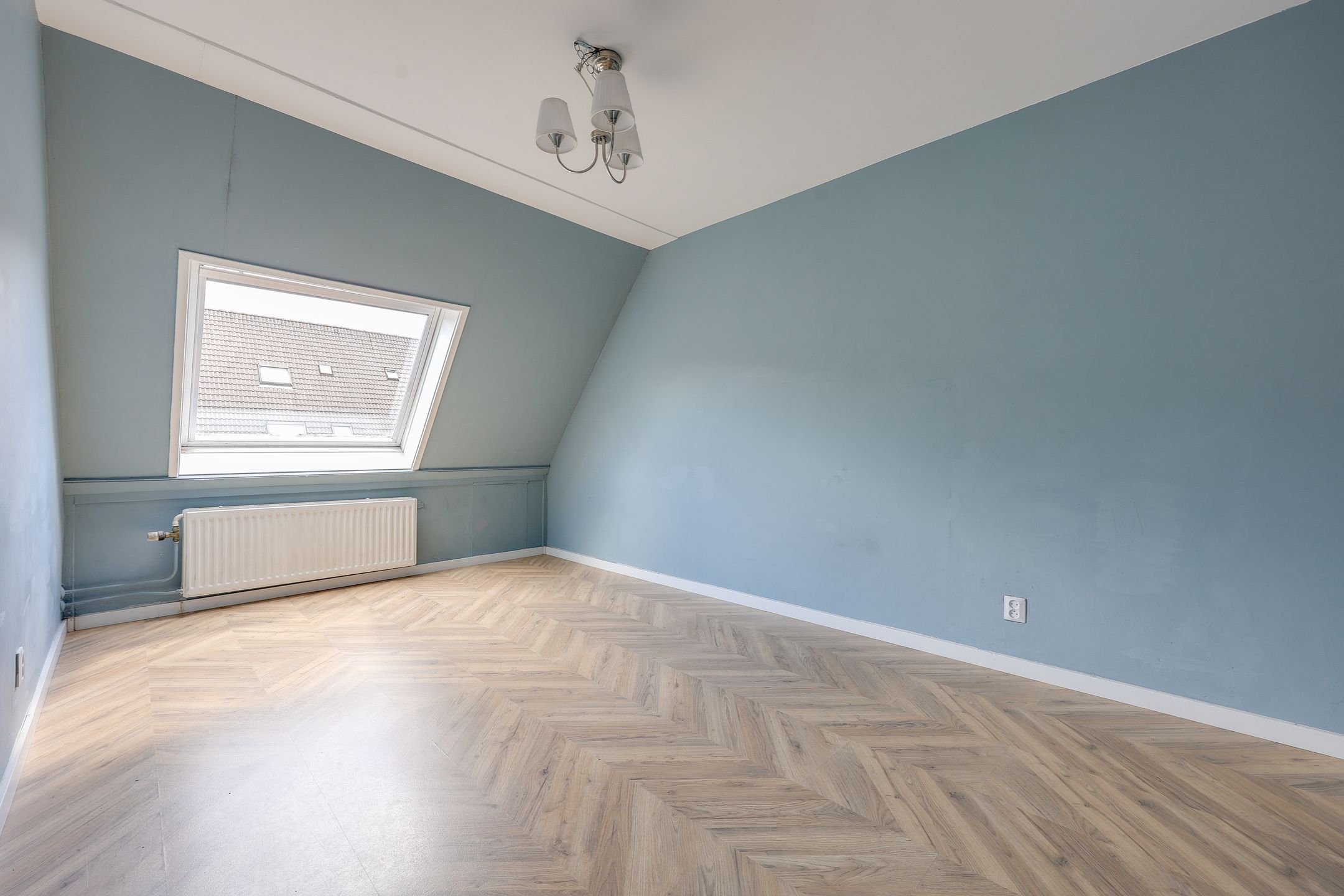 Photo 21 of Erik Satiestraat 10