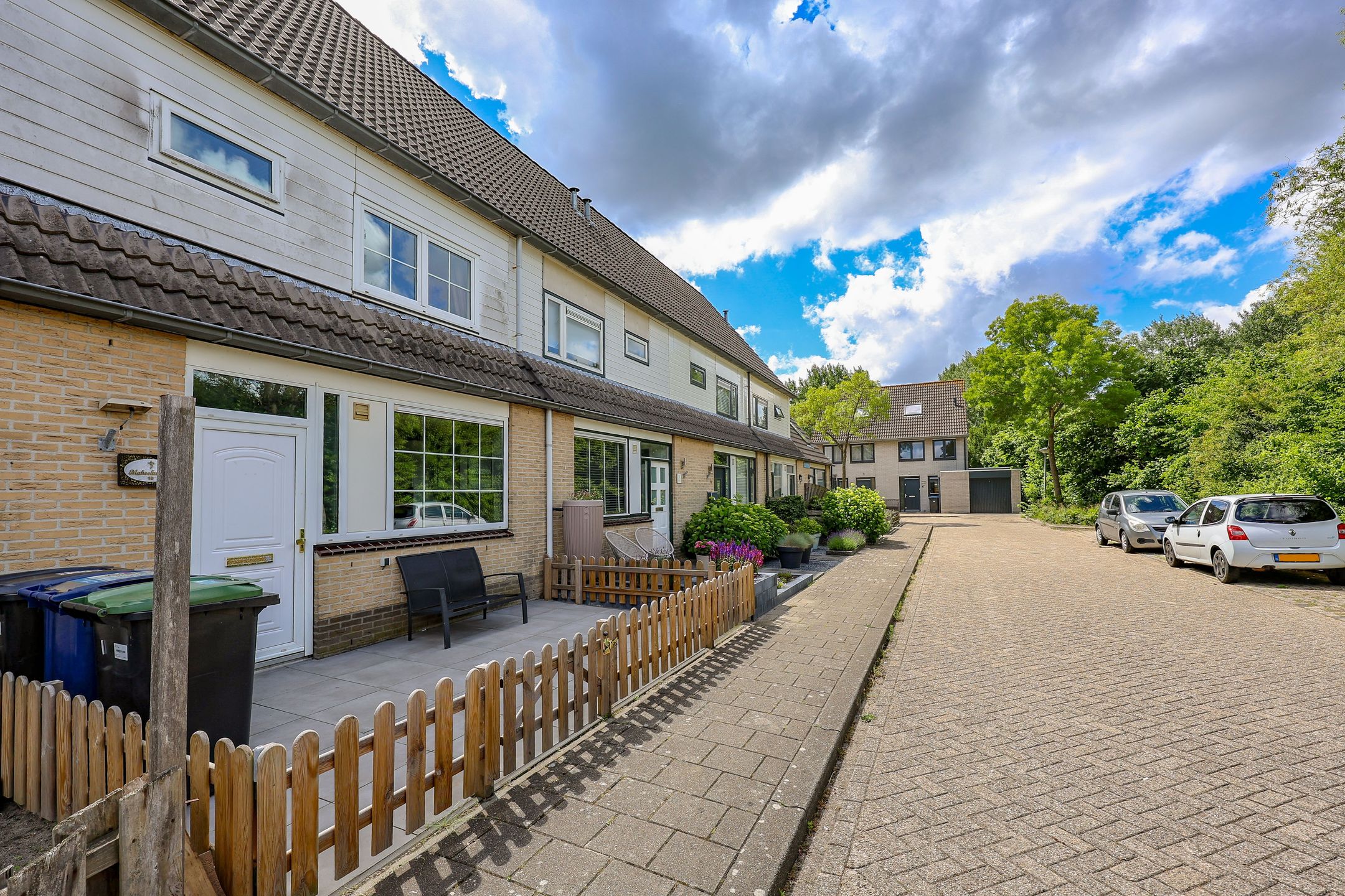 Photo 39 of Erik Satiestraat 10