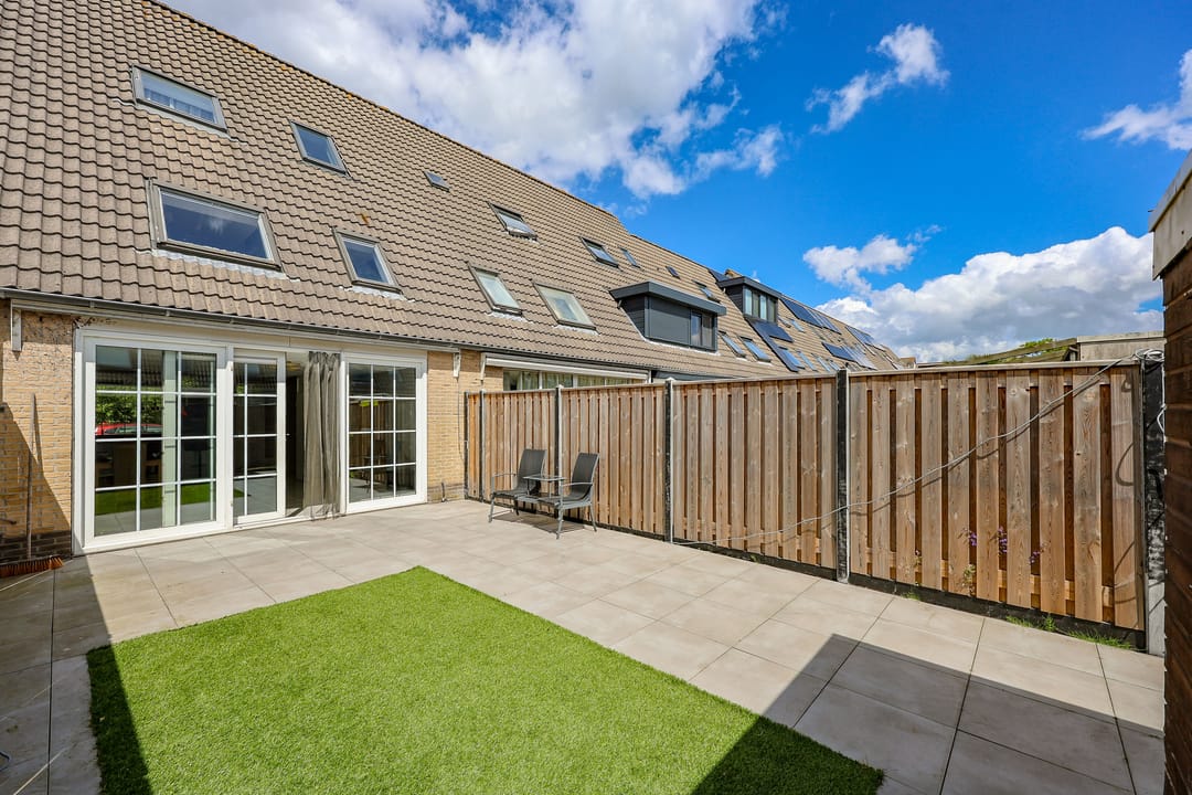 Photo 32 of Erik Satiestraat 10