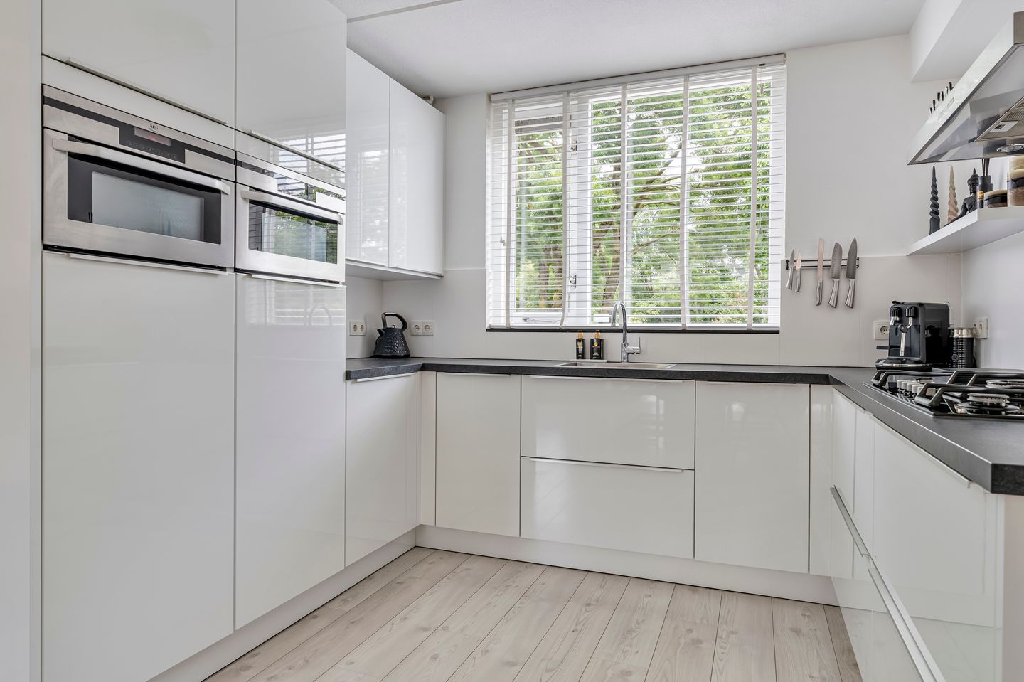 Move-in Ready Semi-Detached Family Home with Solar Panels in Maaspoort — 10