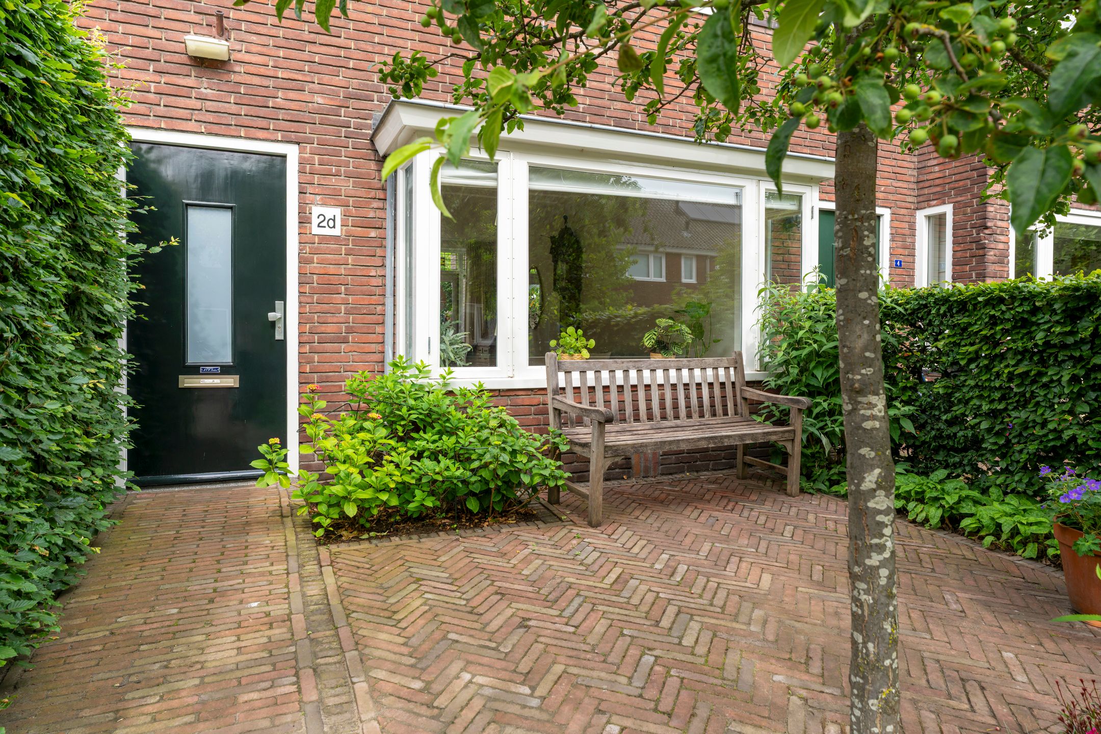 Fully Renovated 1930s-Style Corner Home in Desirable De Vliert Neighborhood — 39