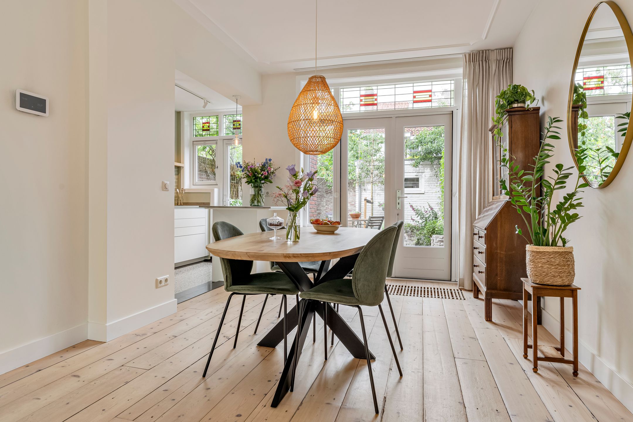 Fully Renovated 1930s-Style Corner Home in Desirable De Vliert Neighborhood — 9