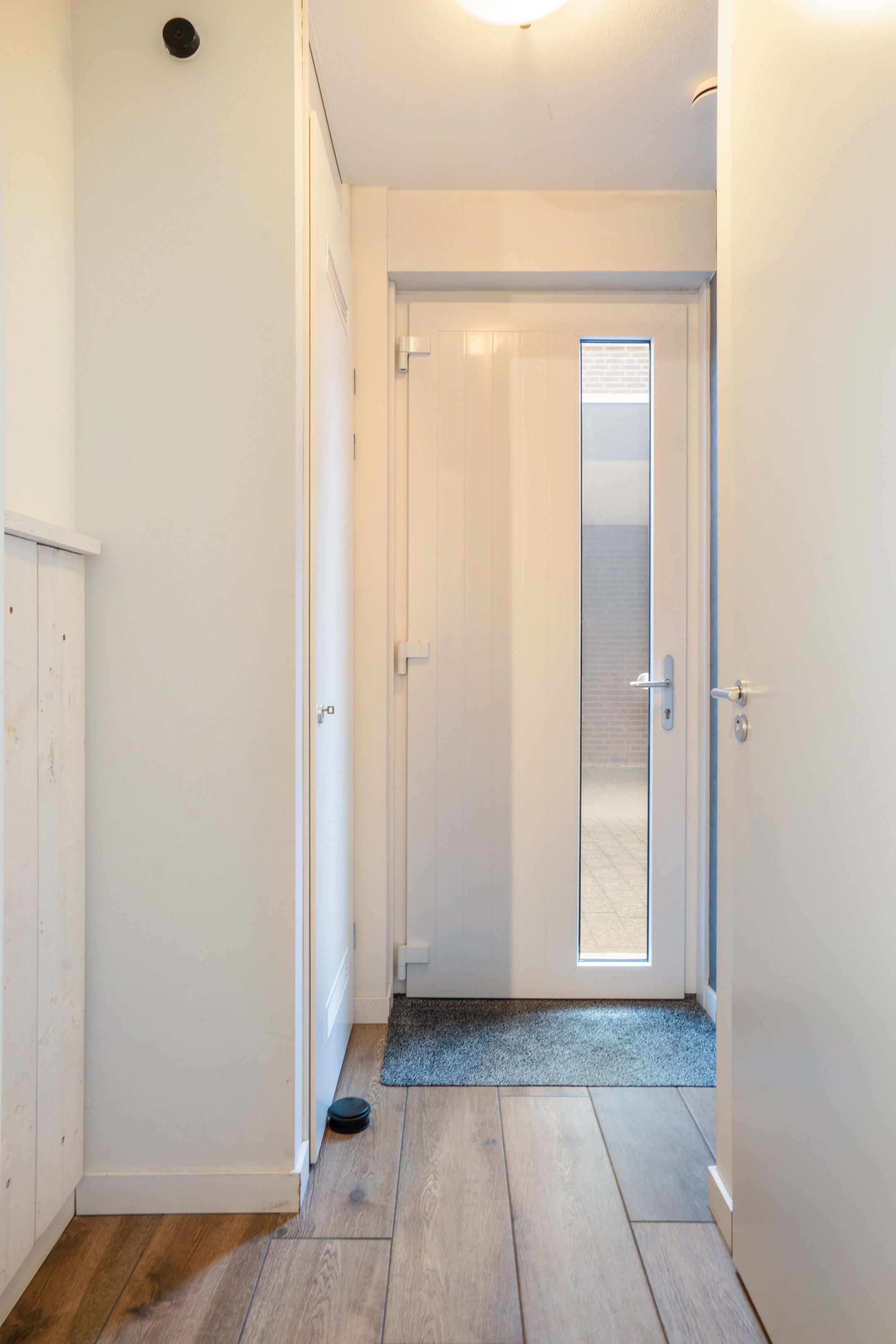 Modern Semi-Detached Home with 4 Bedrooms and Private Parking in Nederweert — 9