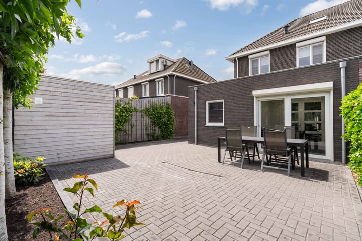Foto 5 van Bezembinder 6