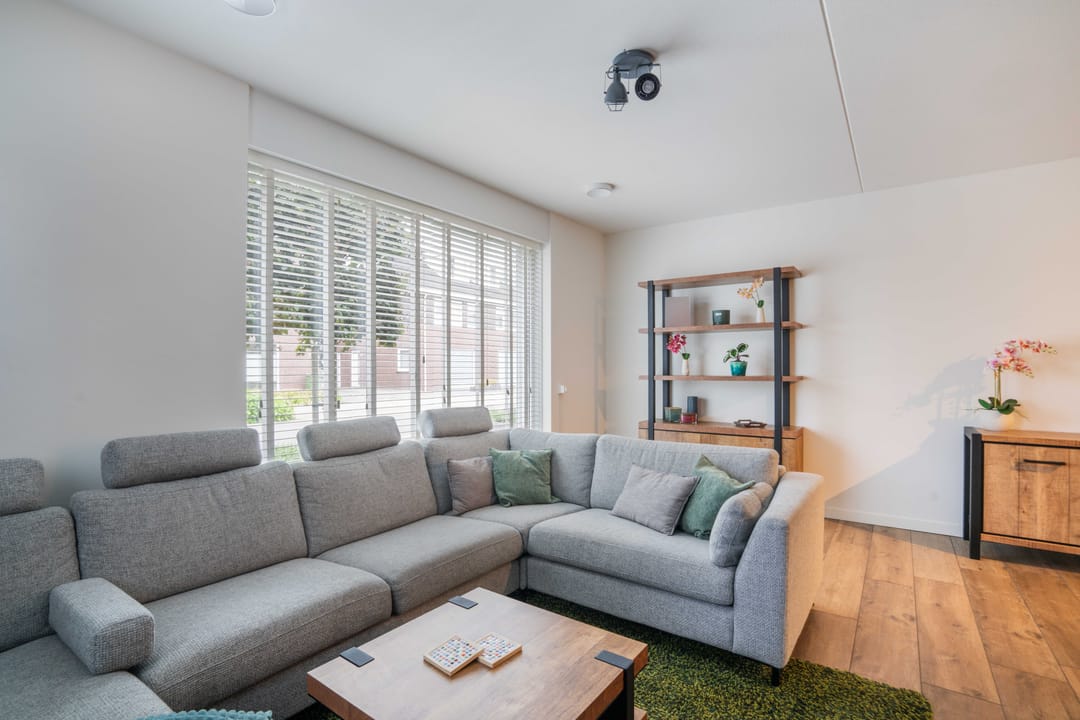 Modern Semi-Detached Home with 4 Bedrooms and Private Parking in Nederweert — 13